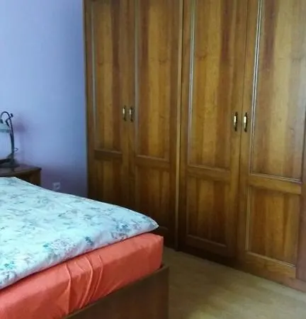 Alphonse Mucha 2 Bedroom Apt Lägenhet Karlovy Vary