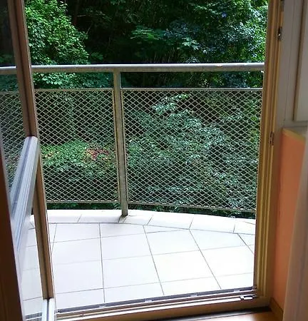 Alphonse Mucha 2 Bedroom Apt Lägenhet *